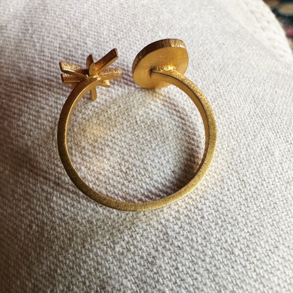 Joan Miró Gold-Plated Dot & Star Cuff Ring 24k Gold Fill New in Box - Picture 6 of 10